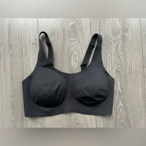 Seamless Black Women's Bra Knix bustier Small plus S+ revolution wing woman top